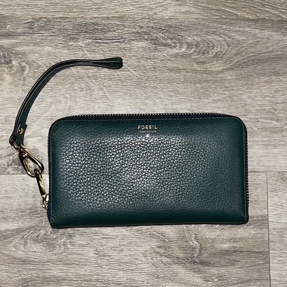 Green Fossil wristlet wallet - Picture 5 of 7